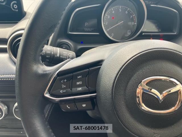 Mazda MAZDA2 2022-01 8562554-17