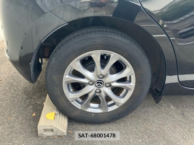 Mazda MAZDA2 2022-01 8562554-4