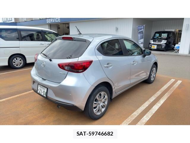 Mazda MAZDA2 2019-12 8627581-2