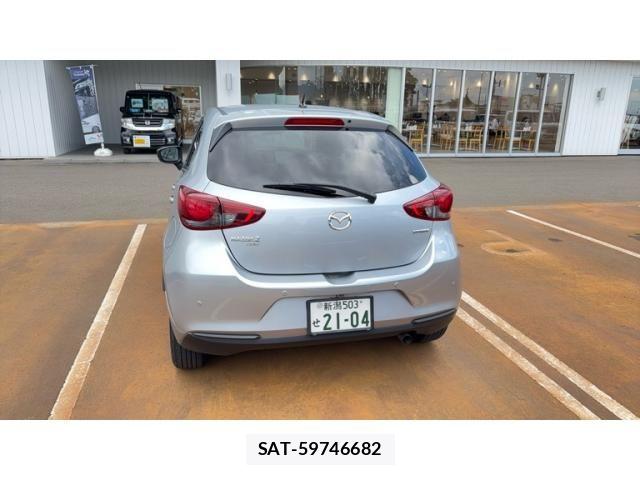 Mazda MAZDA2 2019-12 8627581-3