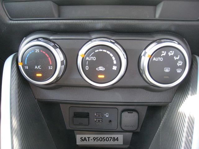 Mazda MAZDA2 2023-07 8660080-6