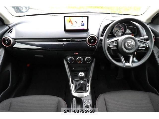 Mazda MAZDA2 2022-09 8743648-1