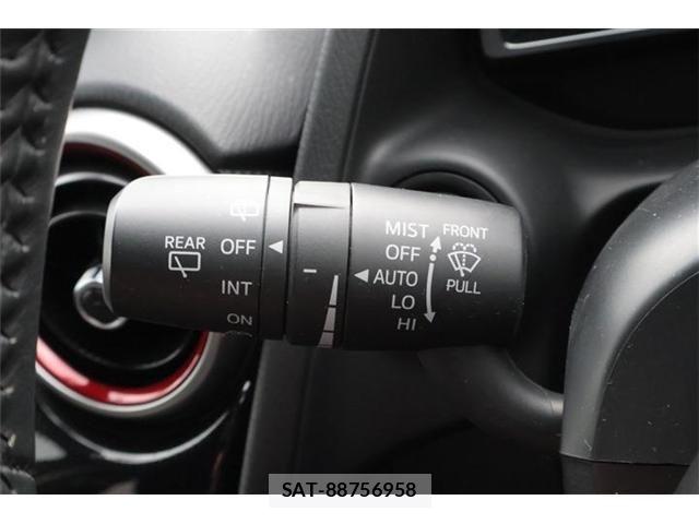 Mazda MAZDA2 2022-09 8743648-23
