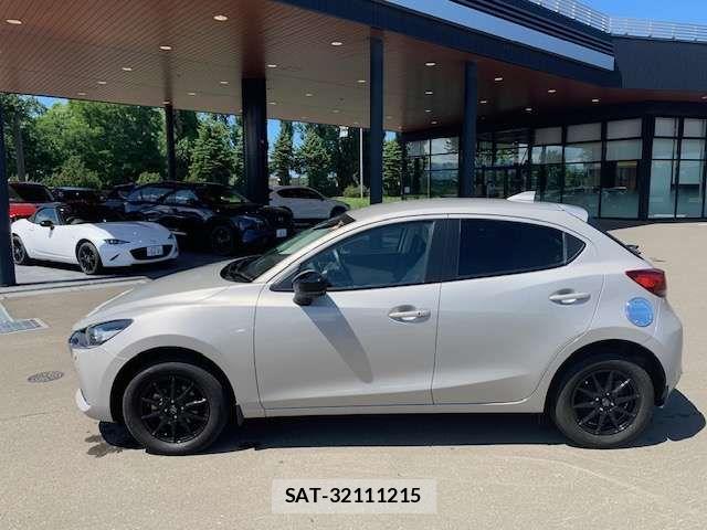 Mazda MAZDA2 2022-03 8743651-1