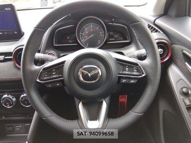 Mazda MAZDA2 2023-09 8743649-9