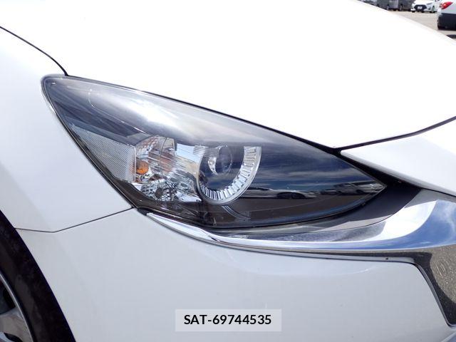 Mazda MAZDA2 2022-08 8796564-7
