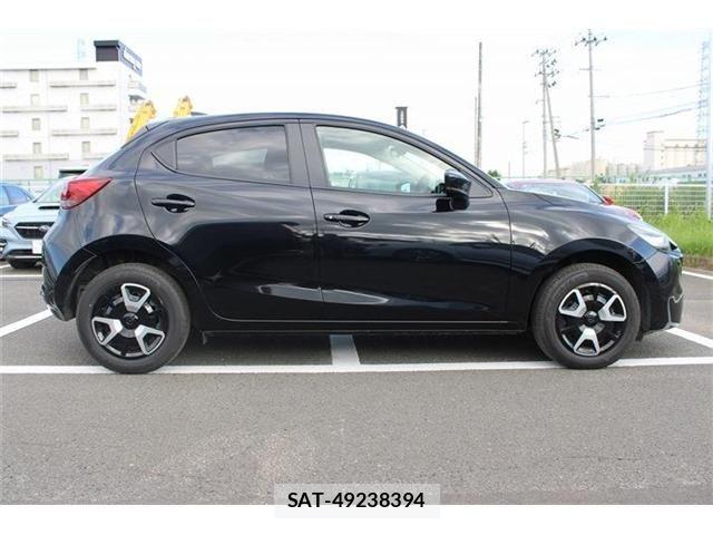 Mazda MAZDA2 2024-09 8796567-5