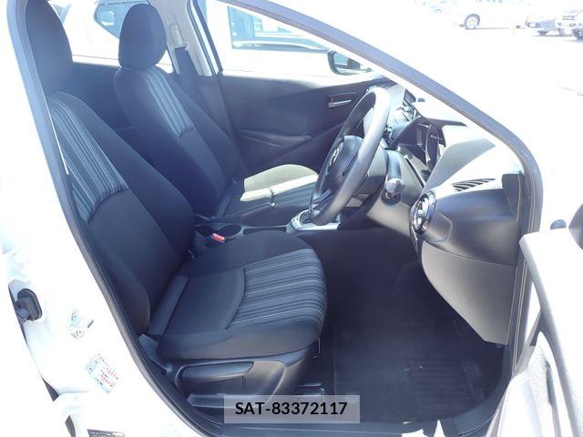 Mazda MAZDA2 2021-07 8796570-13