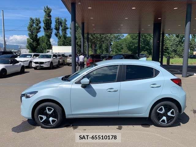 Mazda MAZDA2 2026-03 8796566-8