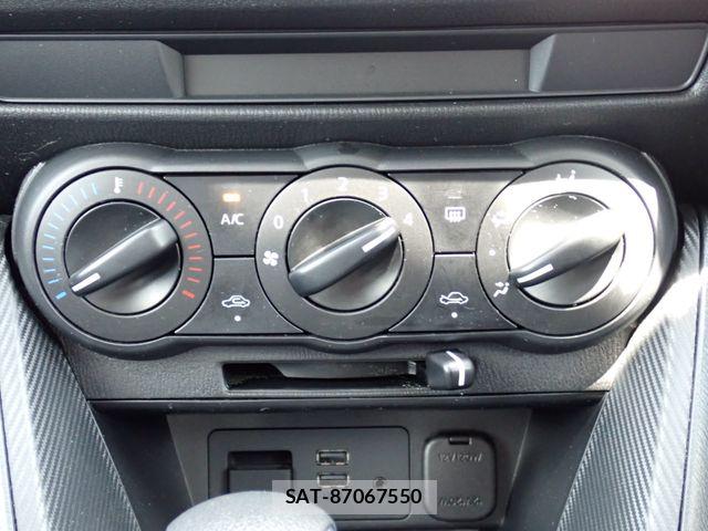 Mazda MAZDA2 2021-06 8830141-10