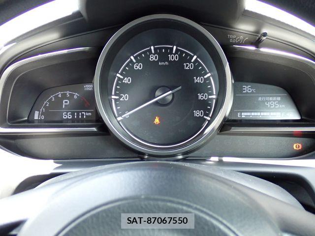 Mazda MAZDA2 2021-06 8830141-12
