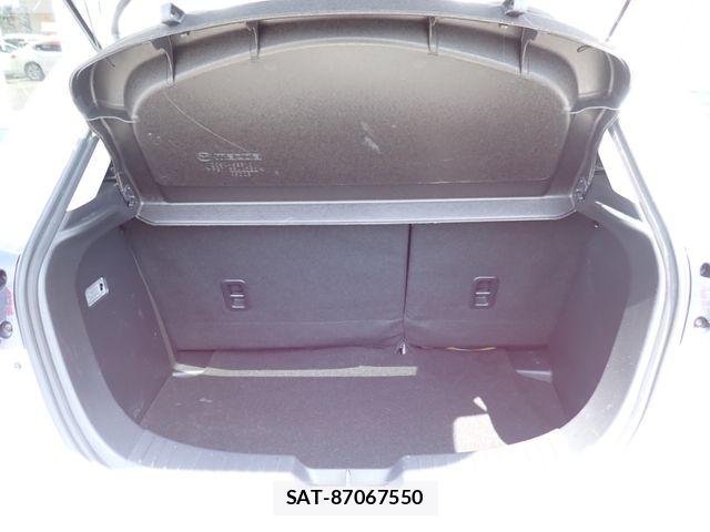 Mazda MAZDA2 2021-06 8830141-17