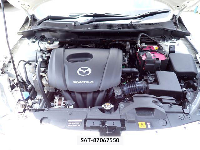 Mazda MAZDA2 2021-06 8830141-21