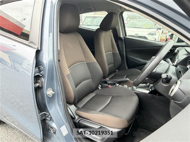 Mazda MAZDA2 2022-01 8830139-16