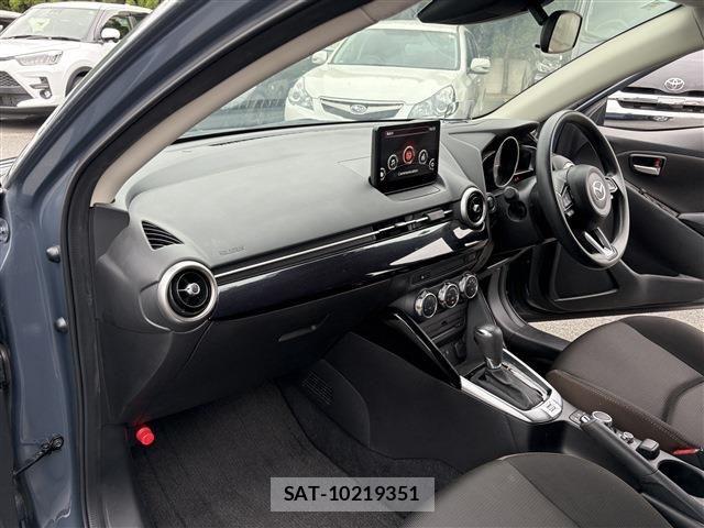 Mazda MAZDA2 2022-01 8830139-20