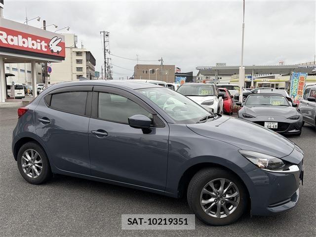 Mazda MAZDA2 2022-01 8830139-3