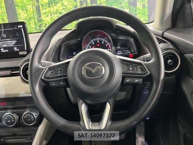 Mazda MAZDA2 2023-06 8830138-11
