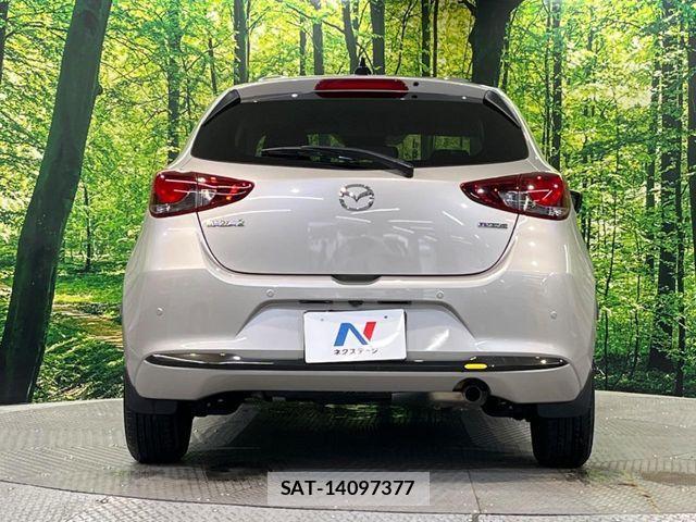 Mazda MAZDA2 2023-06 8830138-15