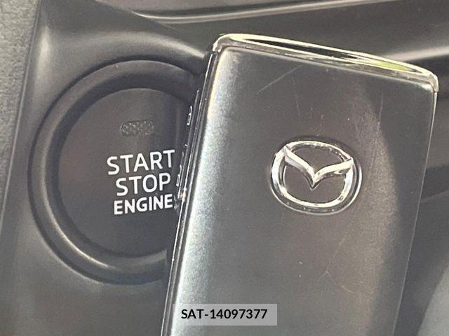 Mazda MAZDA2 2023-06 8830138-5
