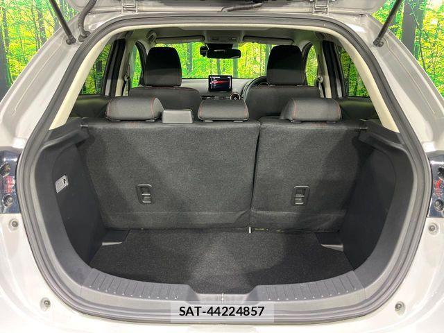 Mazda MAZDA2 2023-05 8830131-9