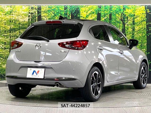 Mazda MAZDA2 2023-05 8830131-16