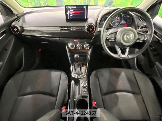 Mazda MAZDA2 2023-05 8830131-4