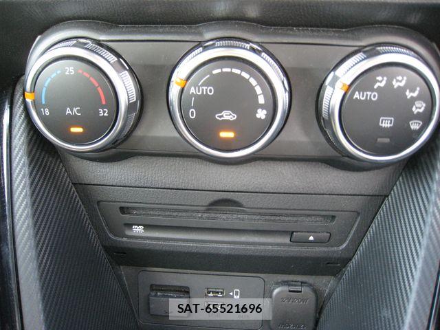 Mazda MAZDA2 2019-12 8871392-6