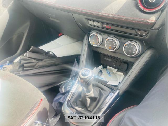 Mazda MAZDA2 2024-06 8883877-24