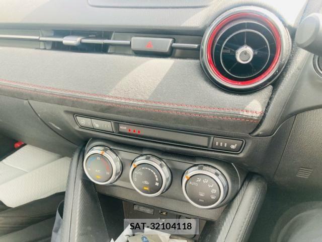 Mazda MAZDA2 2024-06 8883877-27