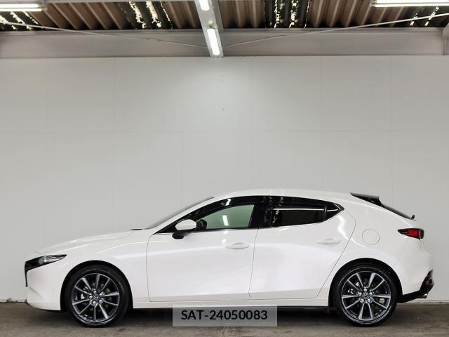 Mazda MAZDA3 2022-10 795693-9