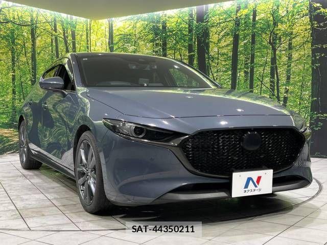 Mazda MAZDA3 2019-07 921257-16