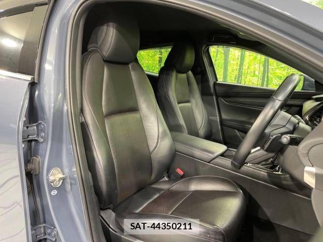 Mazda MAZDA3 2019-07 921257-8