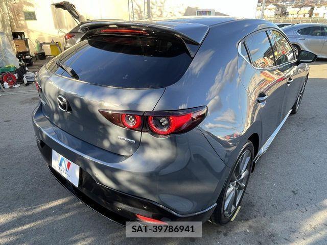 Mazda MAZDA3 2021-07 1694010-16