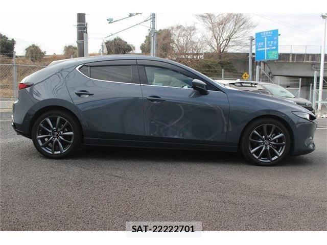 Mazda MAZDA3 2019-05 2486866-8