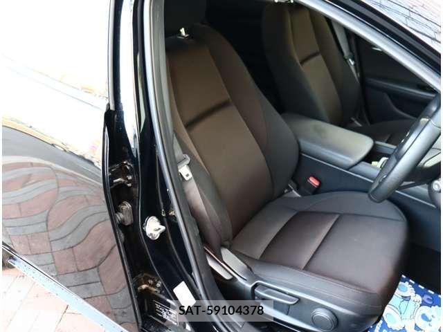 Mazda MAZDA3 2020-03 3378654-5