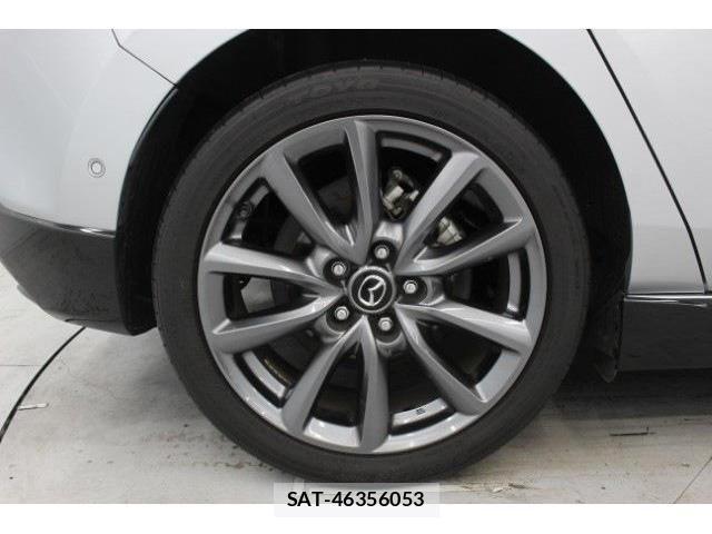 Mazda MAZDA3 2021-03 3675343-25