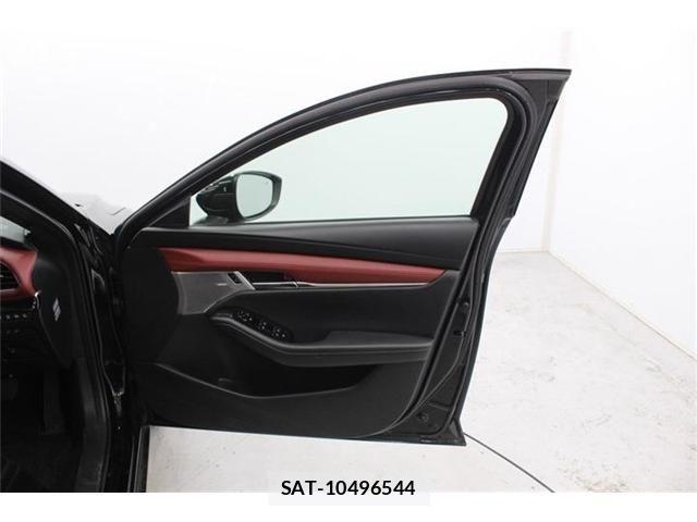 Mazda MAZDA3 2024-02 3833400-27