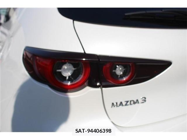 Mazda MAZDA3 2023-12 3833399-14