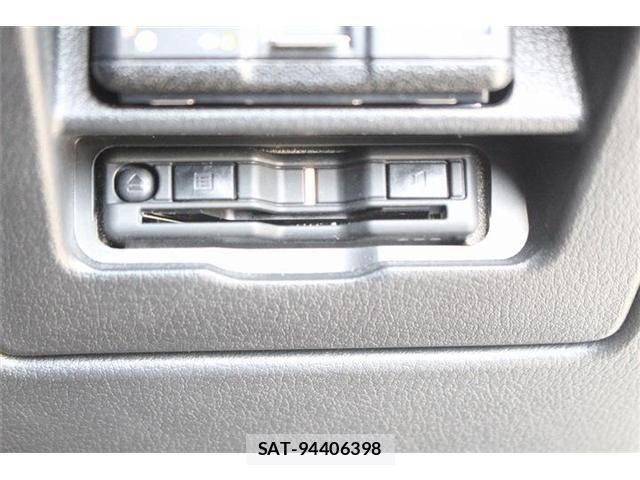 Mazda MAZDA3 2023-12 3833399-4