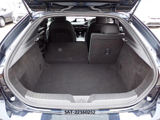Mazda MAZDA3 2022-12 3907384-20