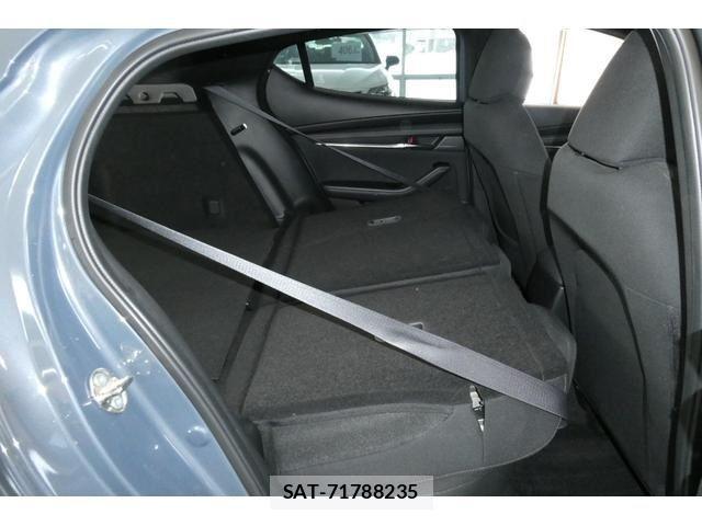 Mazda MAZDA3 2019-08 4044976-12