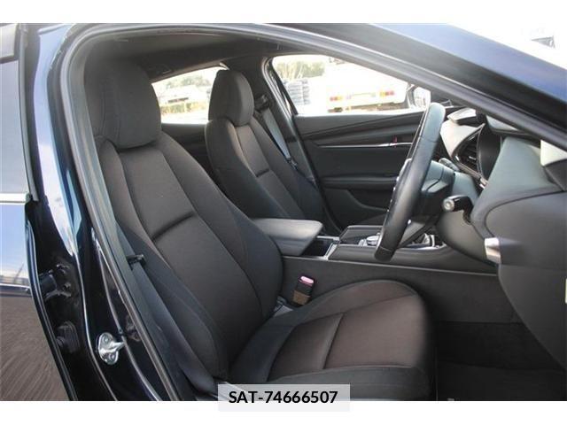 Mazda MAZDA3 2019-12 4044985-13