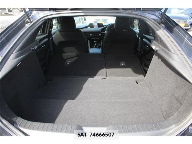 Mazda MAZDA3 2019-12 4044985-26