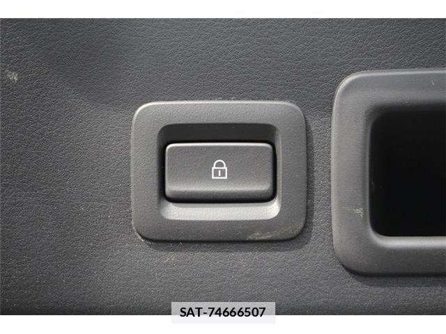 Mazda MAZDA3 2019-12 4044985-27