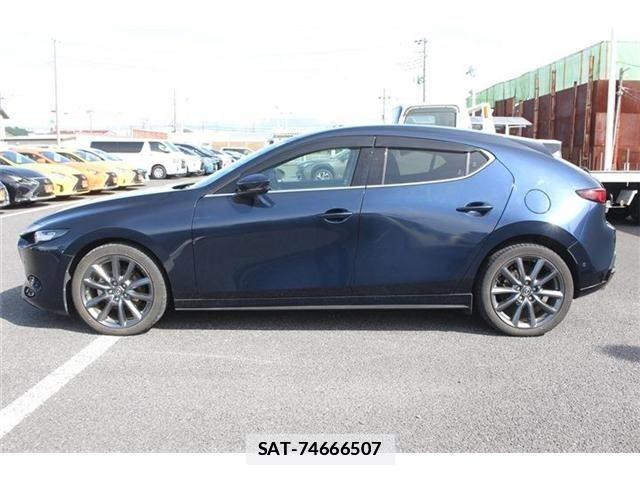 Mazda MAZDA3 2019-12 4044985-2
