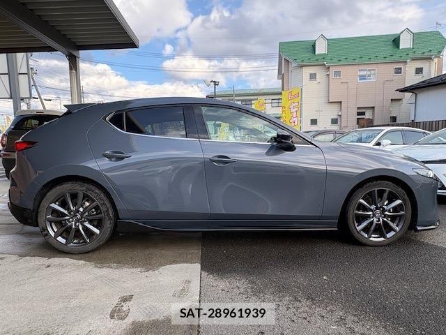 Mazda MAZDA3 2023-01 4595996-3