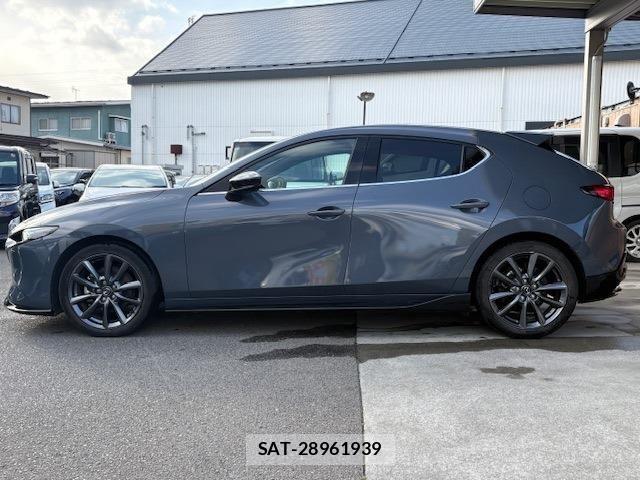 Mazda MAZDA3 2023-01 4595996-4