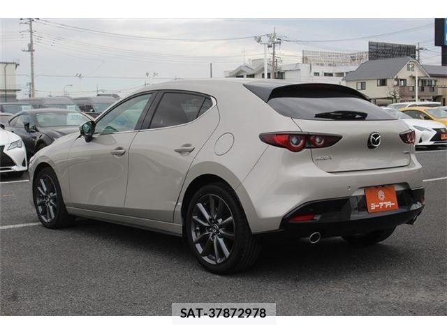 Mazda MAZDA3 2023-07 4755314-11