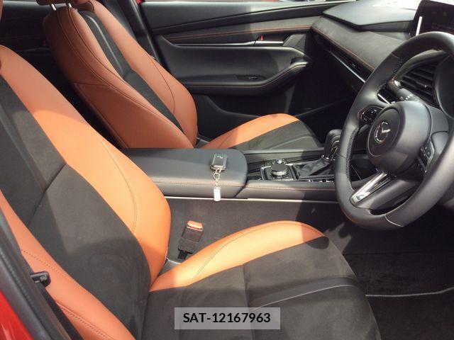 Mazda MAZDA3 2024-10 4755318-17