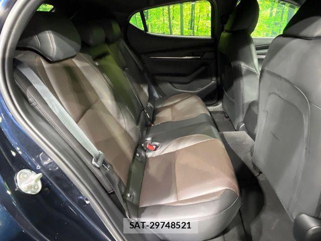 Mazda MAZDA3 2023-10 5871495-9